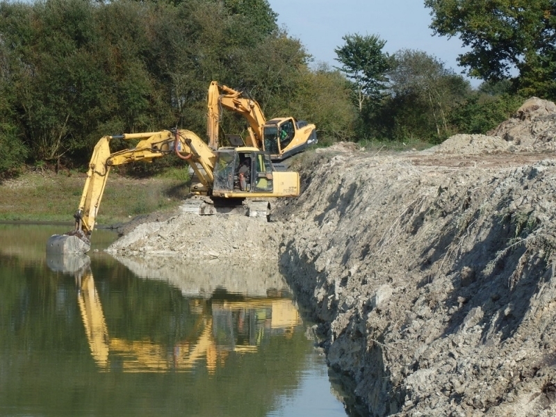 Entretien de plan d'eau